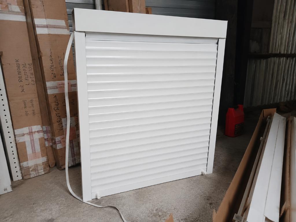 ongebruikte aluminium voorzetrolluiken vanaf €90/stuk, Ophalen, Minder dan 100 cm, Zo goed als nieuw, Grijs