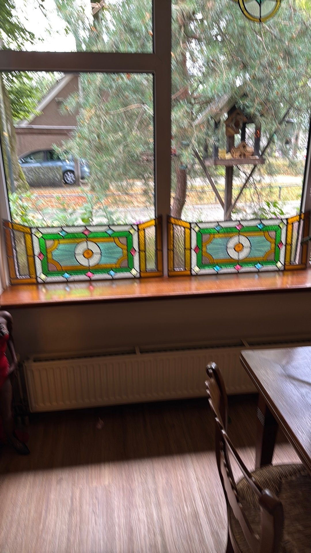 Twee identieke antieke glas in lood ramen in prachtige kl, Antiek en Kunst, Curiosa en Brocante, Ophalen