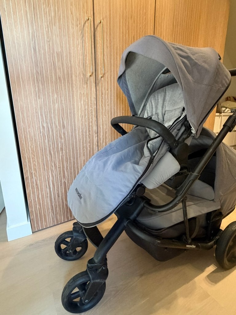 kinderwagen harvey 2, Kinderen en Baby's, Kinderwagens en Combinaties, Gebruikt, Verstelbare duwstang, Ophalen, Kinderwagen