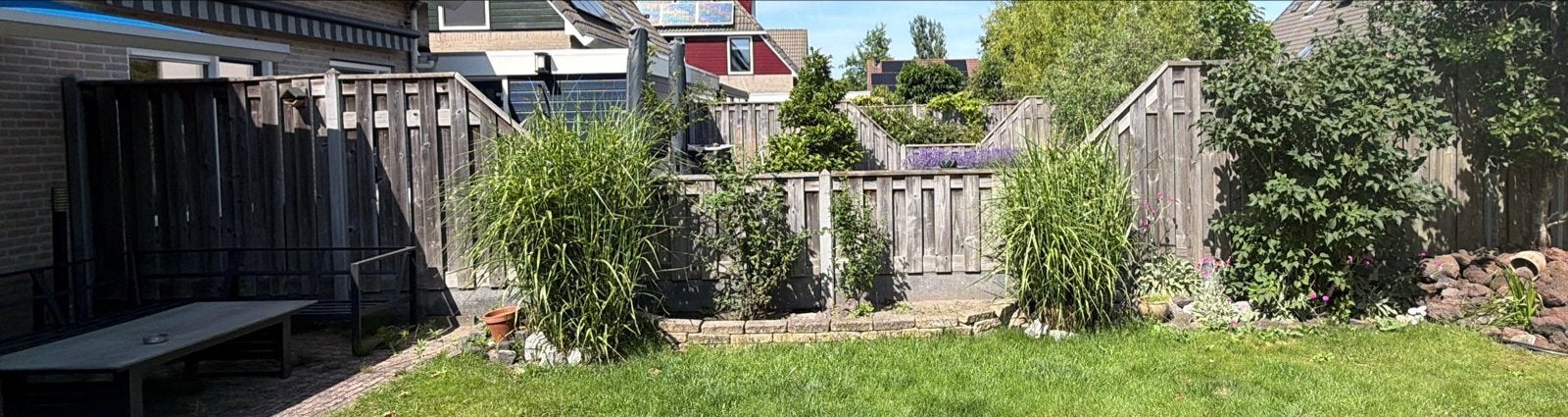Houten schuttingdelen, betonpalen en beton onderplaten, Tuin en Terras, Ophalen, Minder dan 3 meter, Hout, 1 tot 2 meter