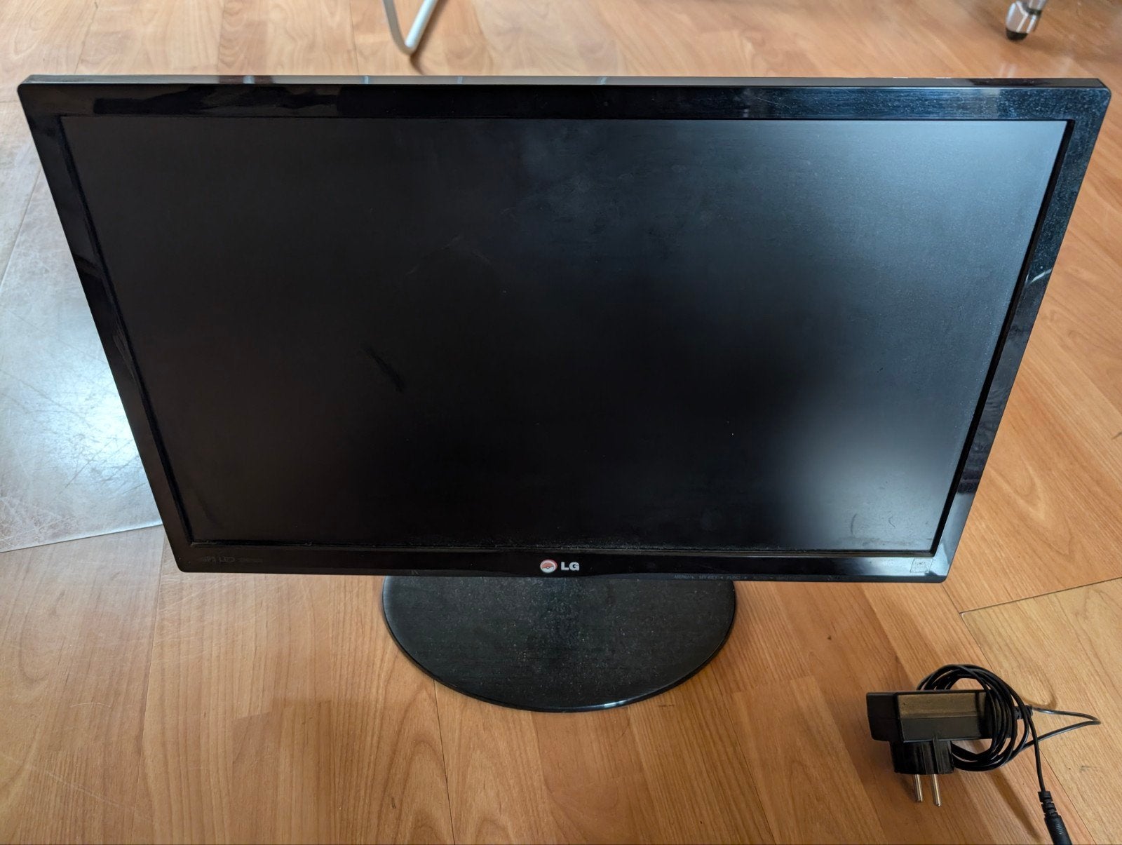 LG 22ea53vq monitor, Ophalen, Gebruikt, Full HD, 60 Hz of minder