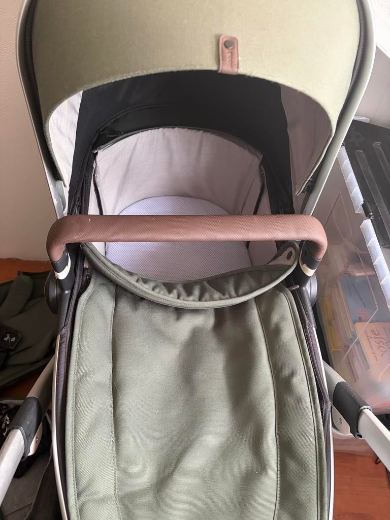 Joolz GEO kinderwagen, Kinderen en Baby's, Kinderwagens en Combinaties, Zo goed als nieuw, Met autostoeltje, Ophalen, Kinderwagen