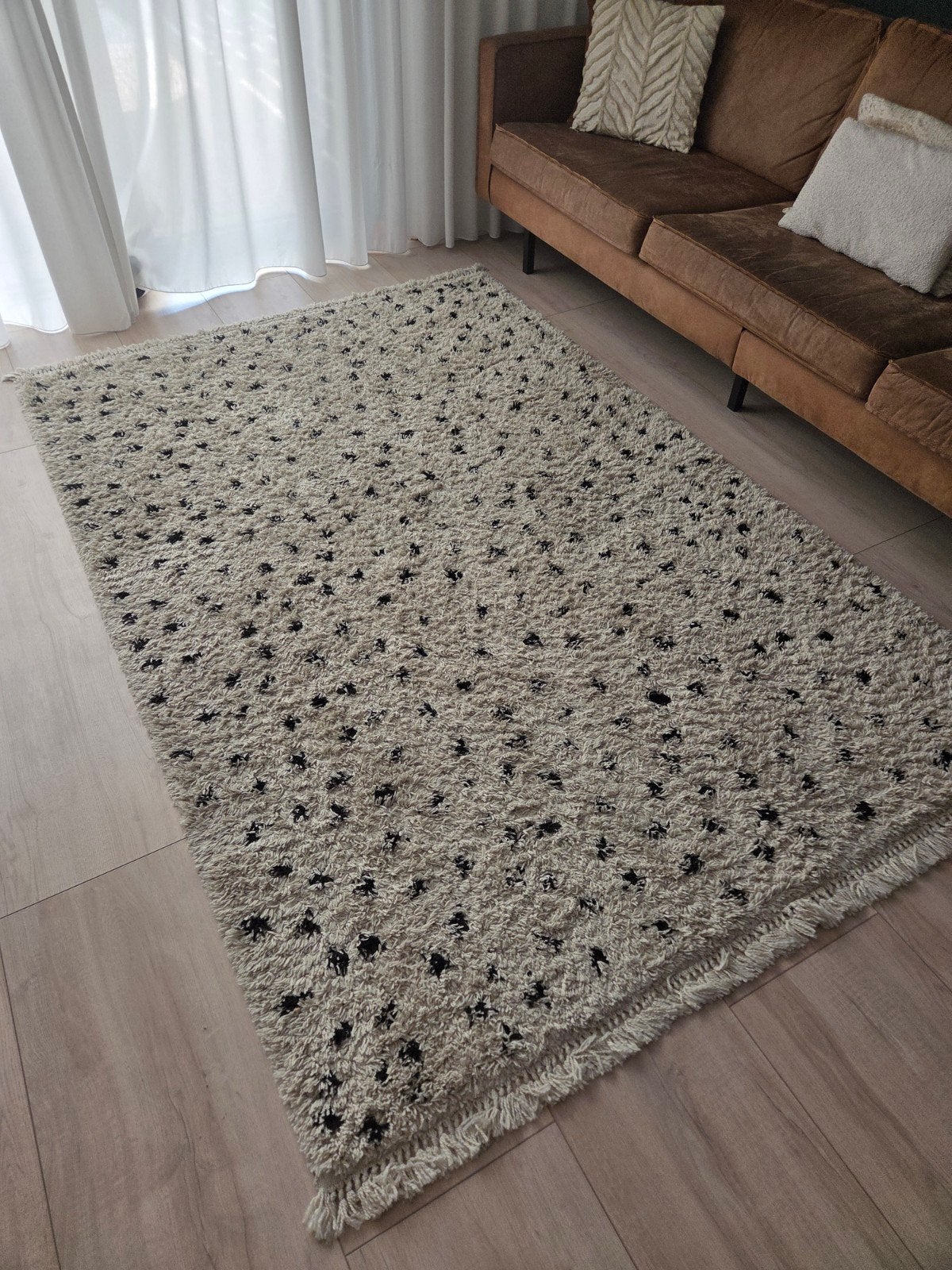 Vloerkleed Varamin stip 160x230 cm - Zo goed als nieuw, Ophalen, 150 tot 200 cm, Crème, 200 cm of meer