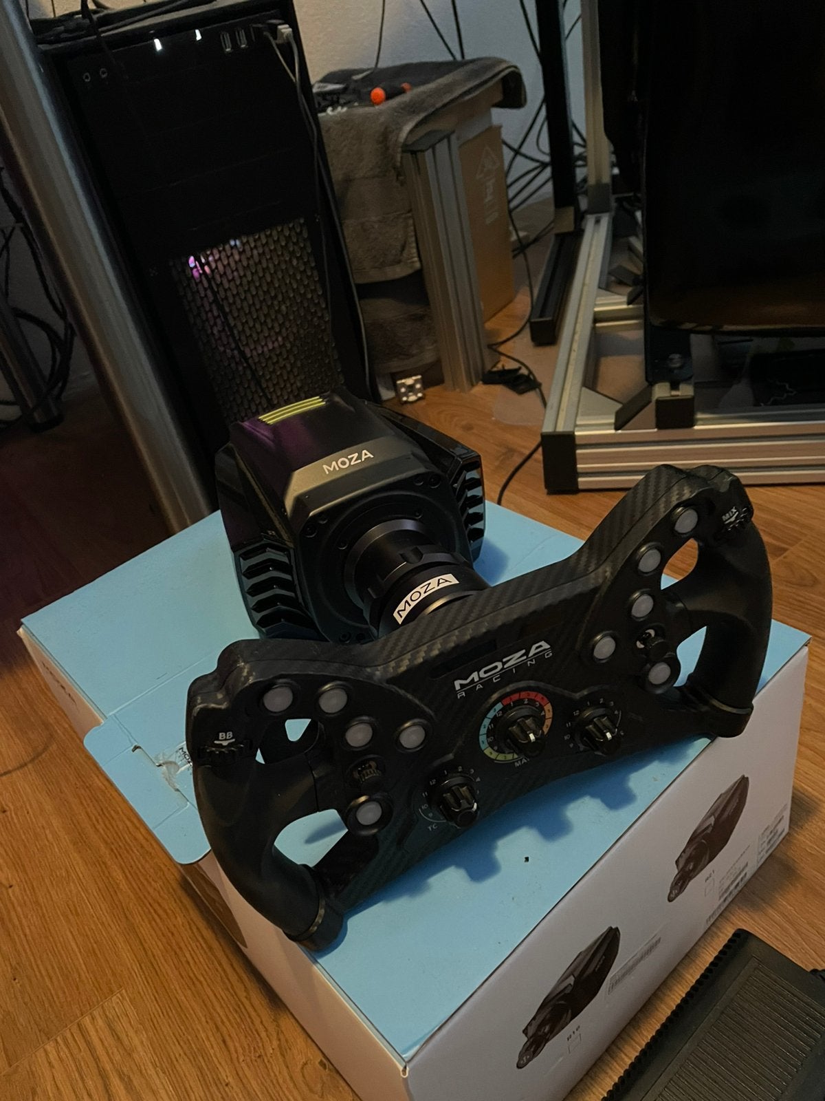 Moza r16 v2 + KS Steering Wheel, Ophalen, Zo goed als nieuw