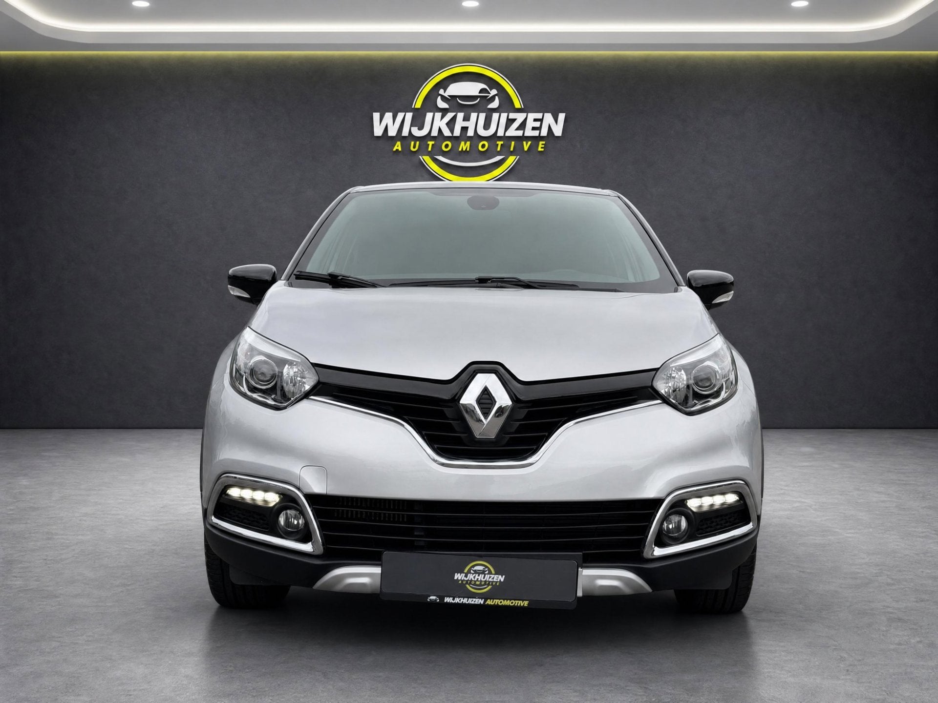 Renault Captur 1.2 TCe Xmod Automaat met Led ! Leder ! Deale, Voorwielaandrijving, Gebruikt, Zwart, 4 cilinders