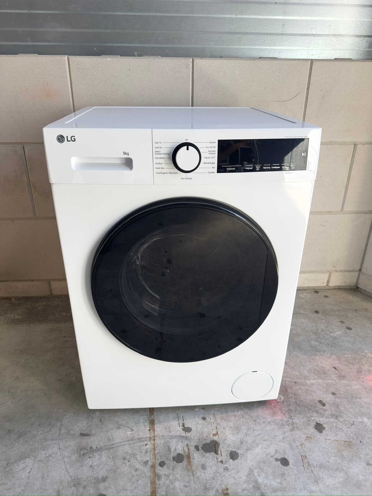 LG Wasmachine 9kg 2024 (A label) - ZGAN, Witgoed en Apparatuur, Wasmachines, Ophalen, 1200 tot 1600 toeren, 8 tot 10 kg, Zo goed als nieuw