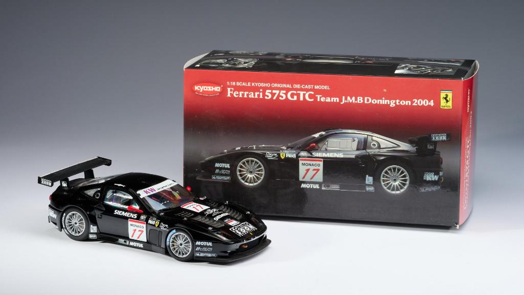 Ferrari 575 GTC Team J.M.B. Donington 2004 Kyosho, Hobby en Vrije tijd, Ophalen of Verzenden, Zo goed als nieuw, Auto, Kyosho