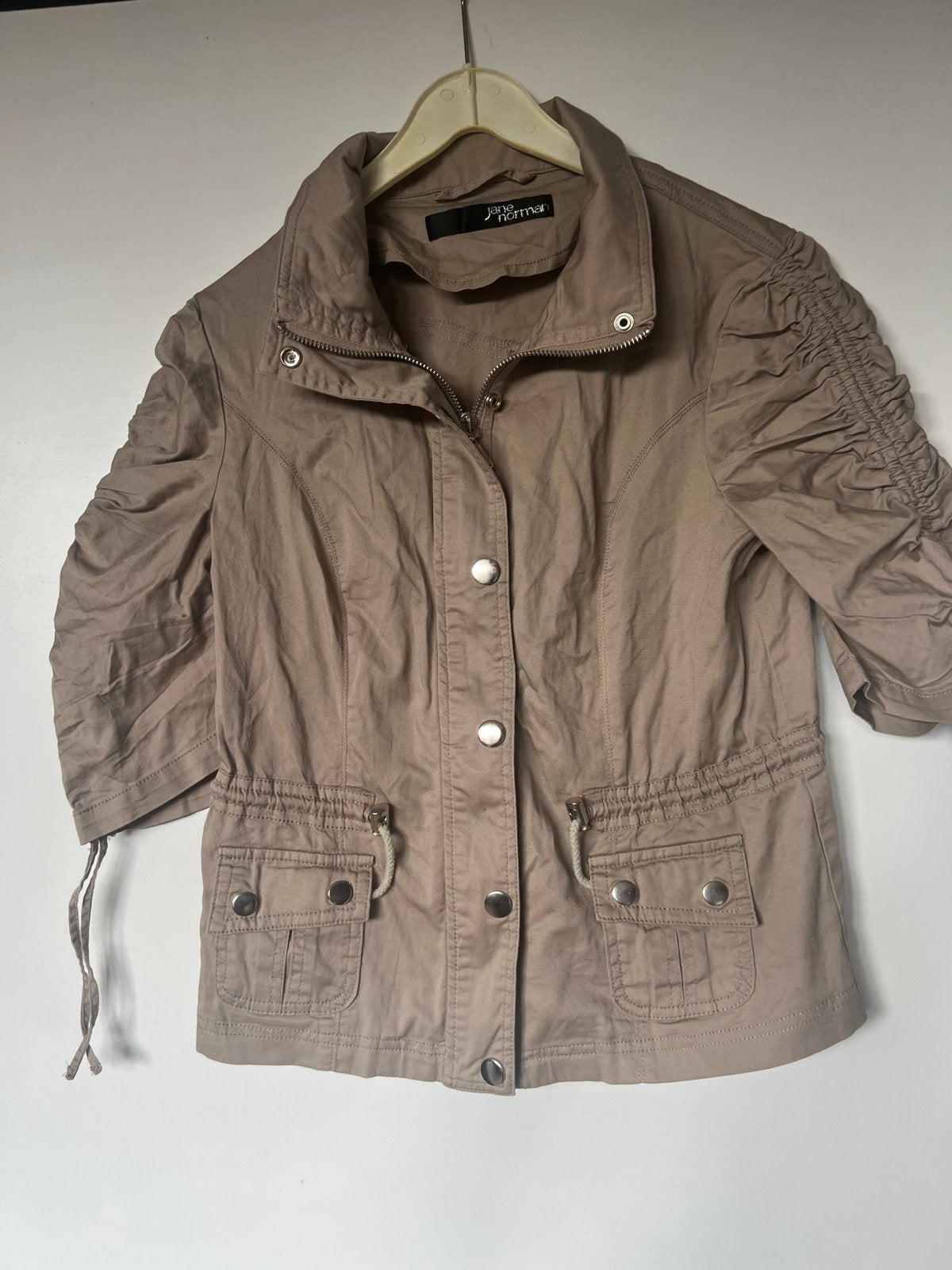 Mooie jasje, Ophalen of Verzenden, Zo goed als nieuw, Maat 36 (S), Beige