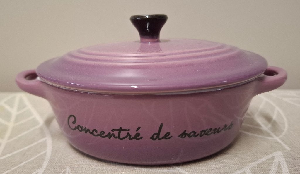 Ovaal paars mini cocotte pannetje, Overige typen, Ophalen of Verzenden, Zo goed als nieuw, Steen/keramiek