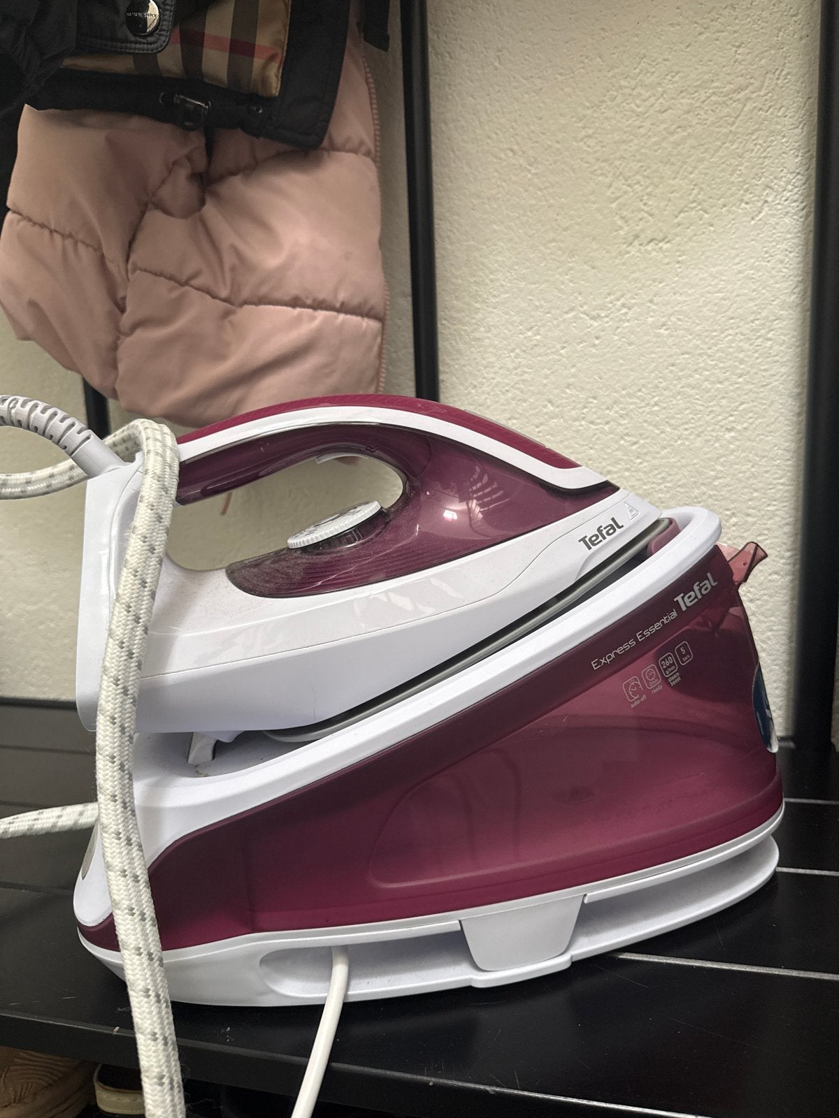 Tefal Express Essential Strijkijzer - Goede Stoomfunctie, Ophalen, Gebruikt, Strijkijzer met snoer