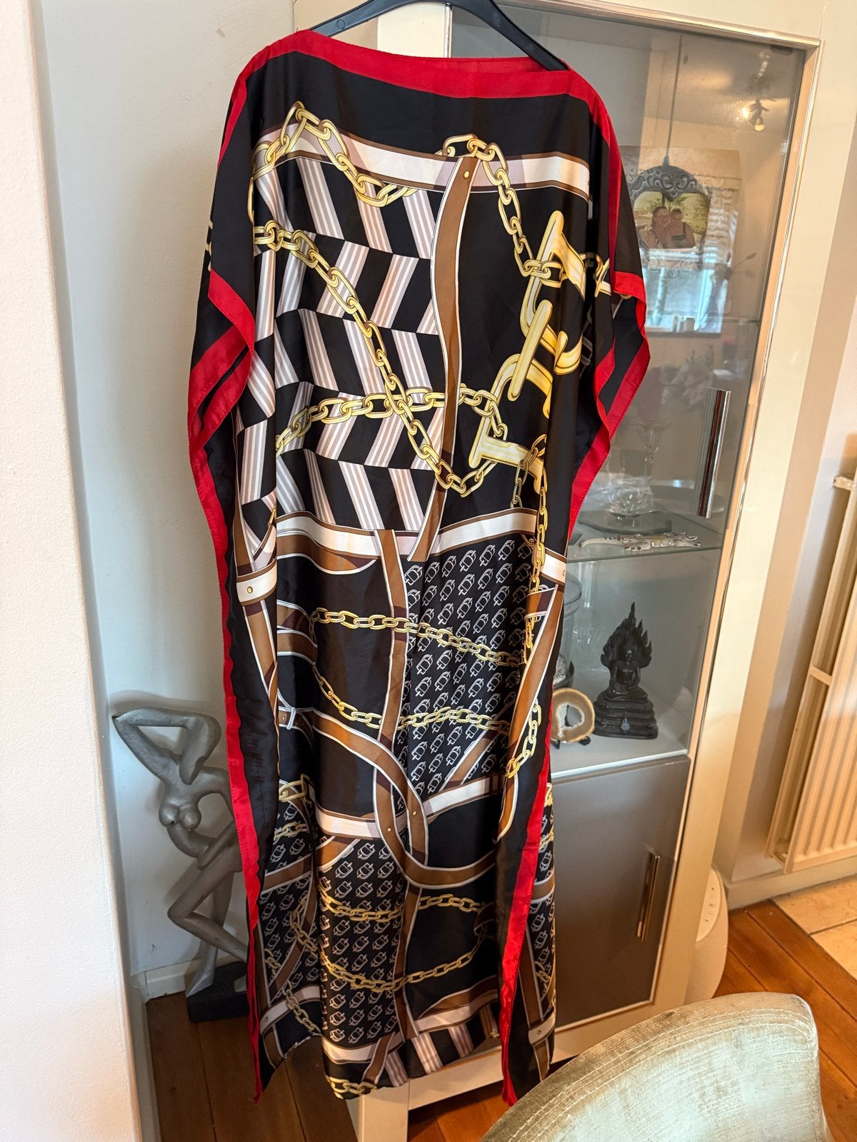 Kaftan nieuw Chic me maat 52/54 satijnlook, Kleding | Dames, Grote Maten, Ophalen of Verzenden, Nieuw, Overige kleuren, Jurk