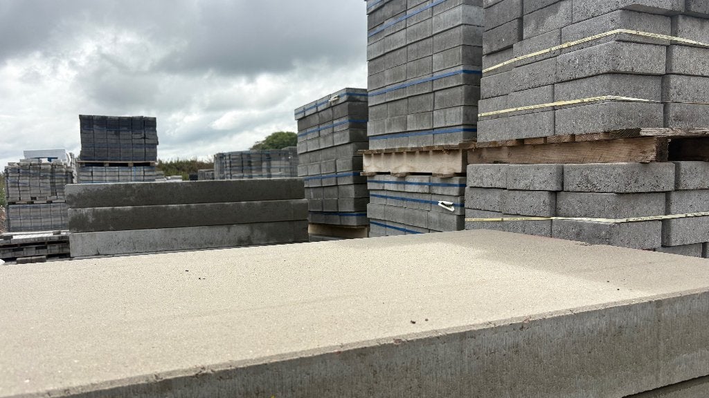 Betonplaat 50x120x12 cm Lichte Afkeur, Tuin en Terras, Tegels en Klinkers, Ophalen of Verzenden, Zo goed als nieuw, 10 m² of meer