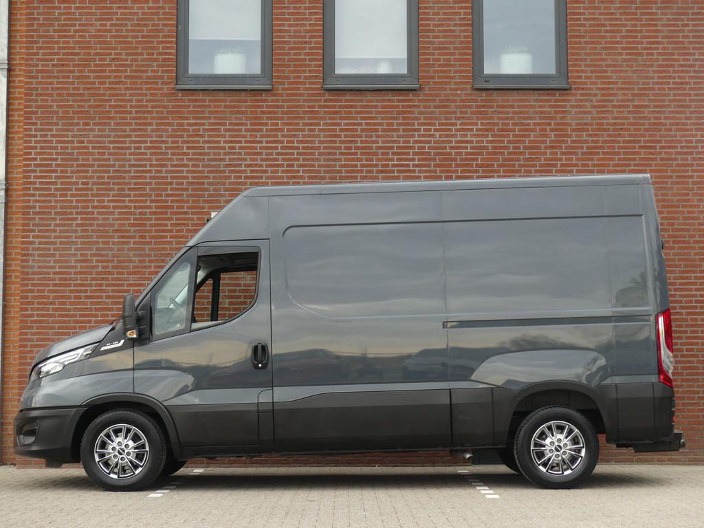 Iveco Daily 35S16V 2.3 L3 H3 3500KG Trekgewicht Camera/Navig, Automaat, Achterwielaandrijving, Gebruikt, Euro 6