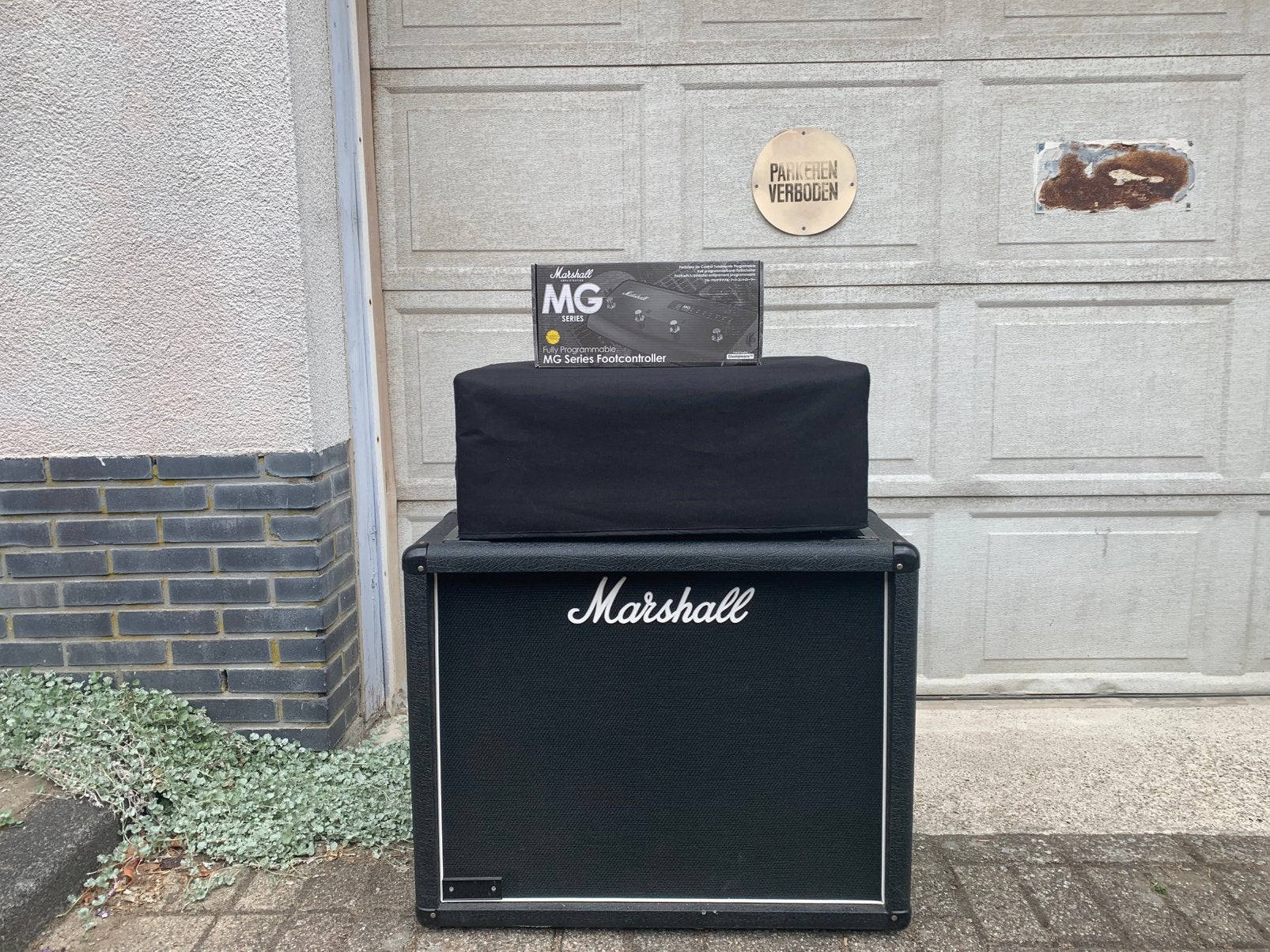 Marshall MG100HCFX + Cabinet 1936 + pedl 90008, Muziek en Instrumenten, Versterkers | Bas en Gitaar, Ophalen of Verzenden, Zo goed als nieuw