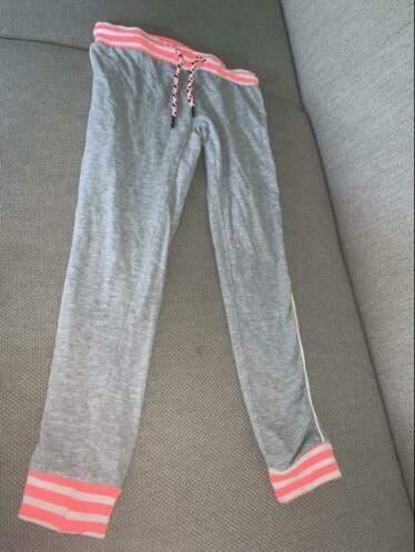 Broek 152 joggingbroek grijs grijze neon fluor roze, Verzenden, Nieuw, Meisje, Broek