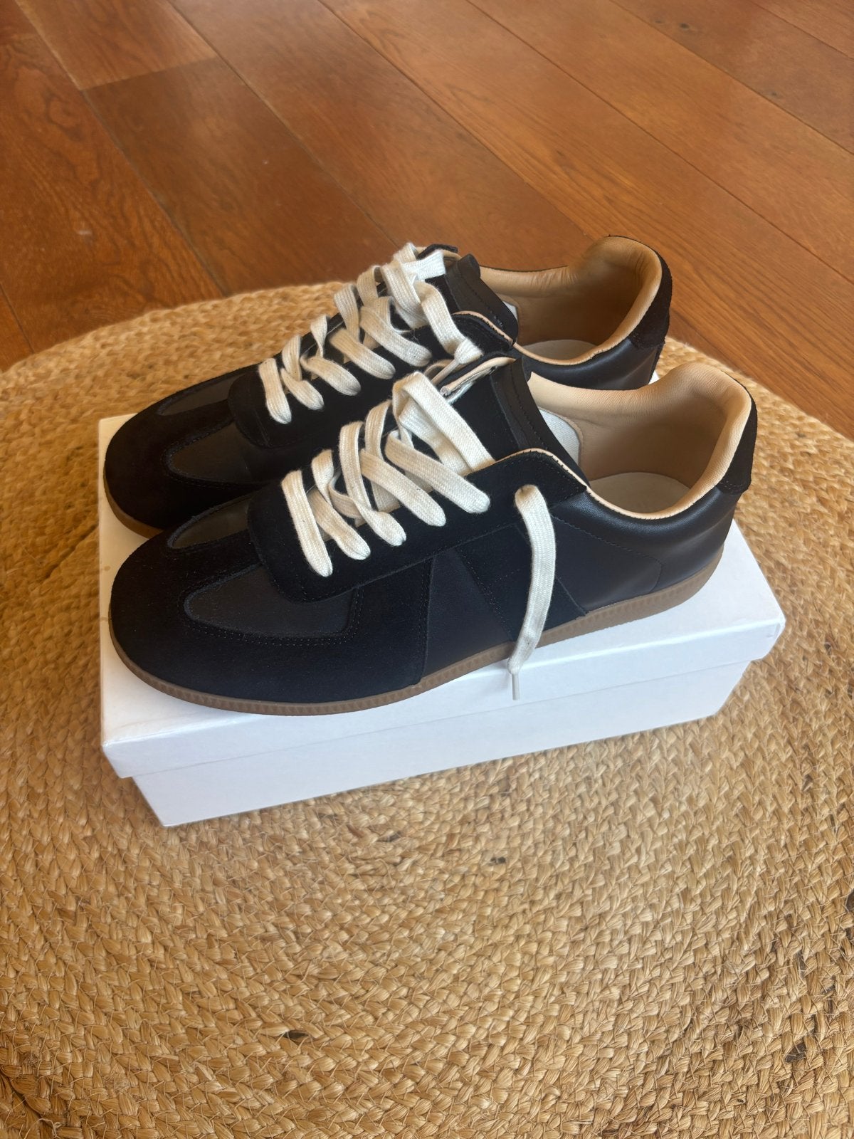 Maison Margiela Replica Sneakers Zwart Maat 42, Kleding | Heren, Schoenen, Ophalen of Verzenden, Nieuw, Zwart, Sneakers of Gympen