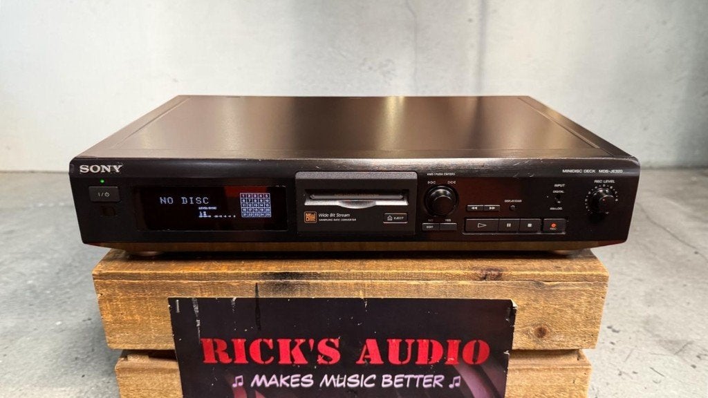 Sony MDS-JE320 • MD‑speler/recorder • optische ingang, DE KEMPEN 18 • 6021PZ • BUDEL, Minidisc-recorder, Info@ricks-audio.com