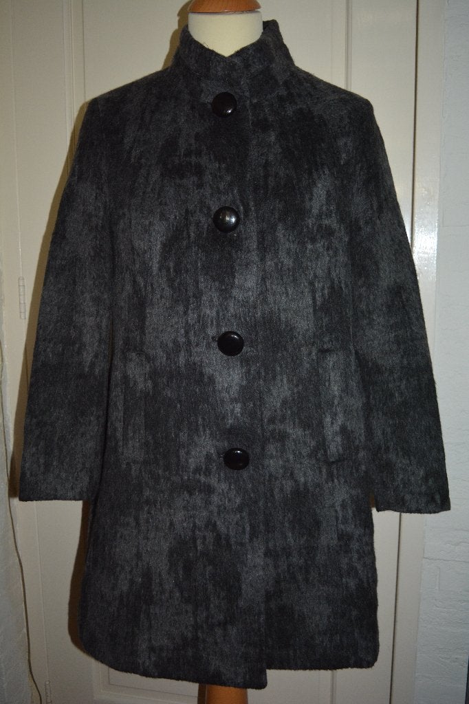 Isabell, prachtige grijze dames mantel, maat 40, Kleding | Dames, Maat 38/40 (M), Isabell, Ophalen of Verzenden, Zo goed als nieuw