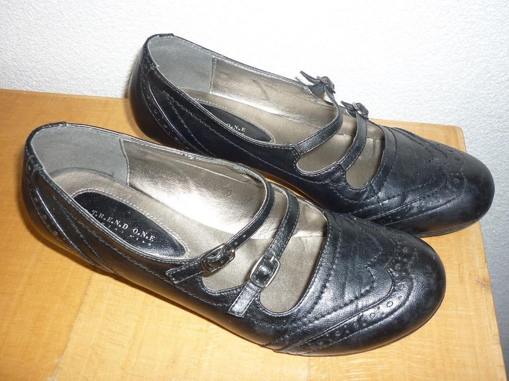 Mooie schoenen maat 37, Schoenen met lage hakken, Zwart, Ophalen of Verzenden, Zo goed als nieuw