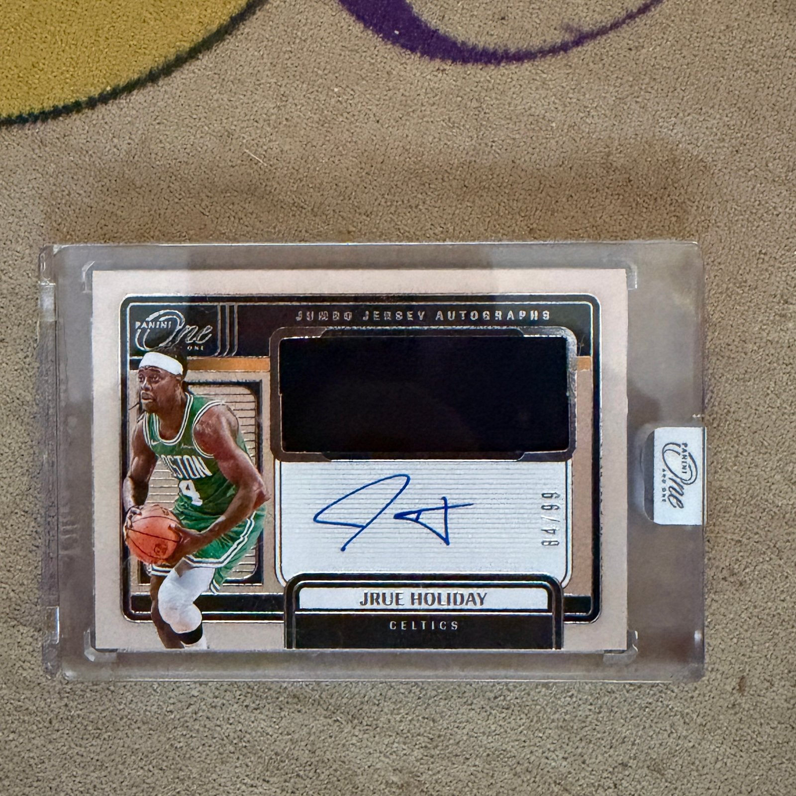NBA Jrue Holiday auto + game used patch Panini basketball, Sport en Fitness, Basketbal, Ophalen of Verzenden, Zo goed als nieuw
