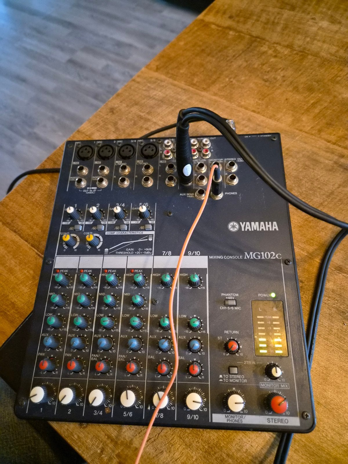 Yamaha MG102c Mengpaneel - Compacte Mixer, Ophalen of Verzenden, Gebruikt, 5 tot 10 kanalen, Microfooningang