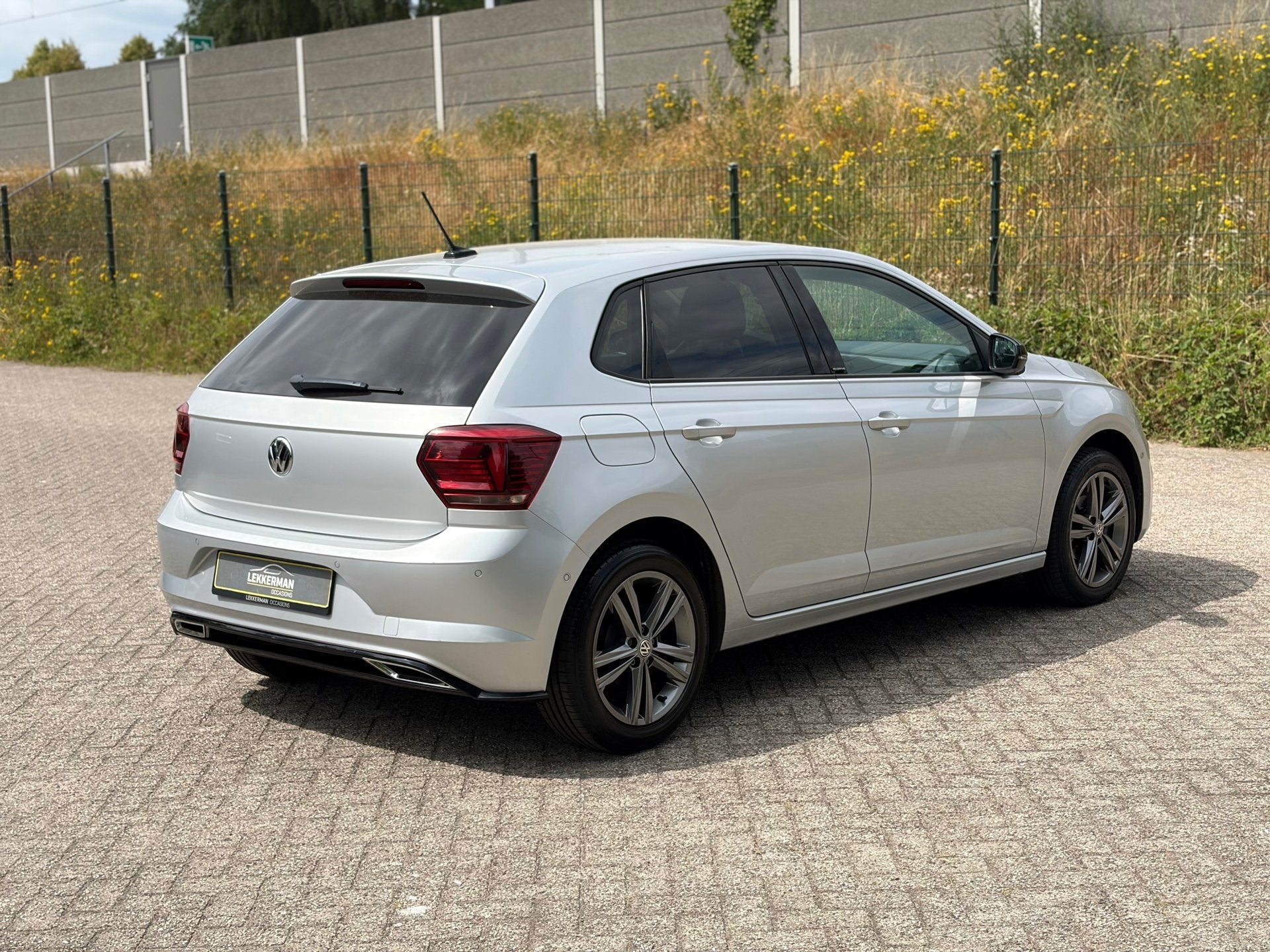 Volkswagen Polo 1.0 TSI Highline DSG I IQ I CARPLAY I NAVI I, Auto's, Volkswagen, Automatische klimaatregeling, Gebruikt, 95 pk
