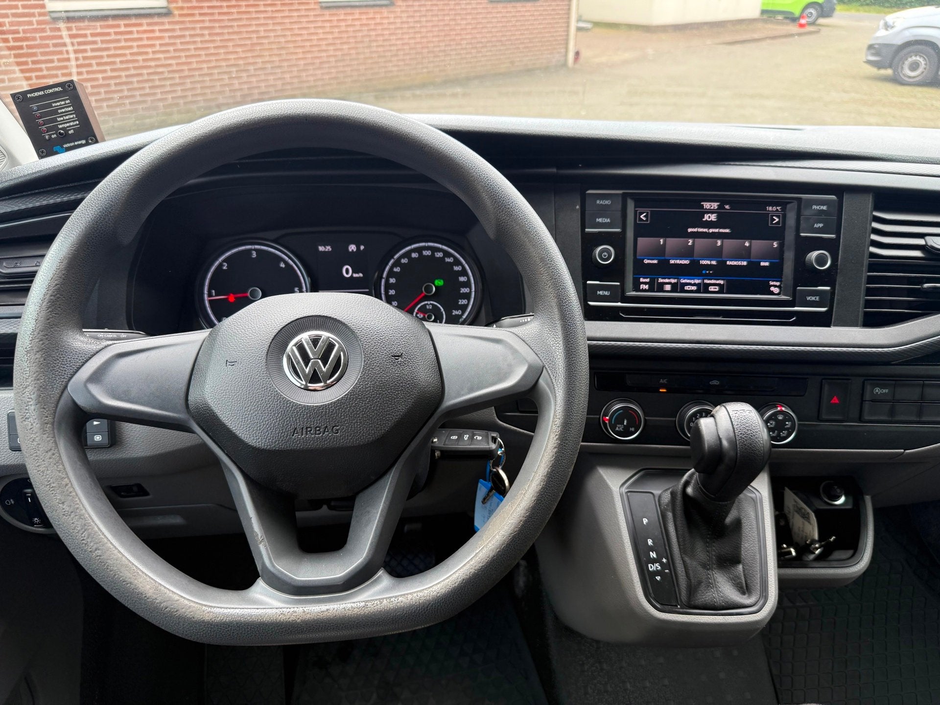Volkswagen Transporter 2.0 TDI L2H1 150PK automaat servicewa, Gebruikt, Euro 6, 4 cilinders, 150 pk