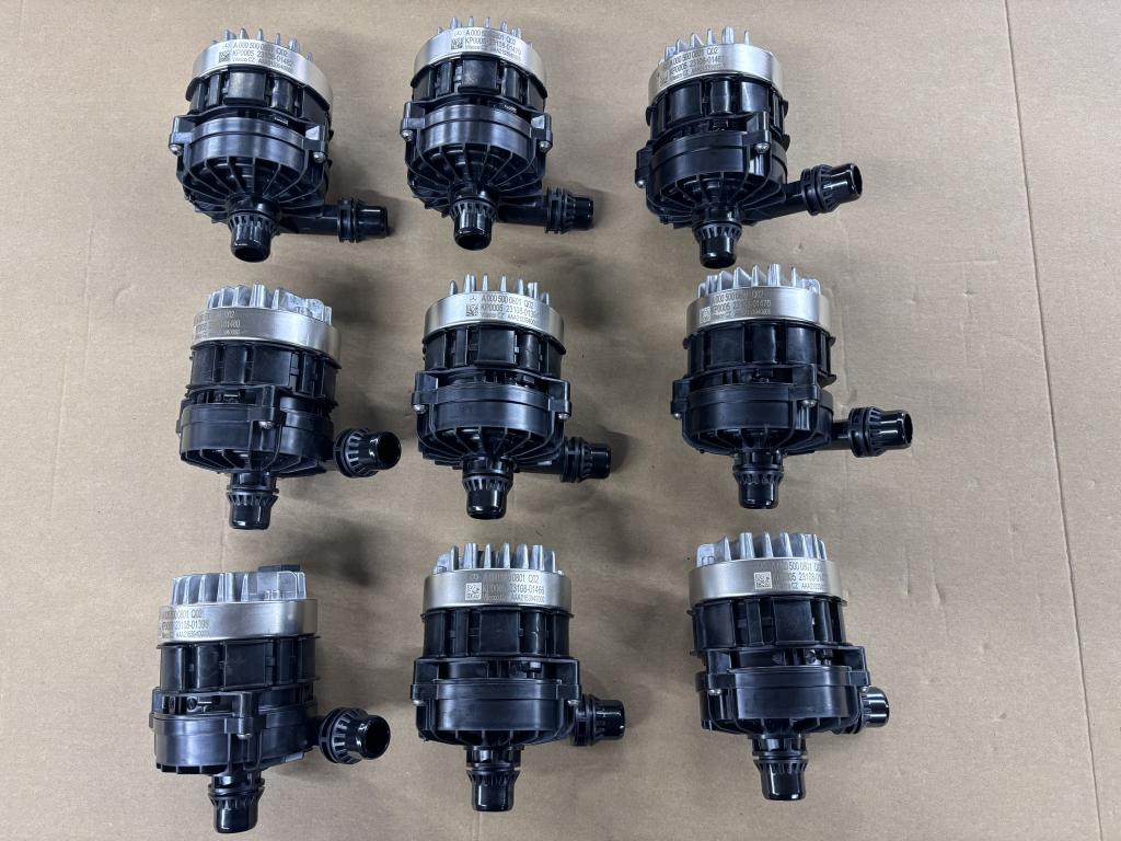 Mercedes waterpomp A0005000801 passend op meerdere types, Niet ingevuld, Mercedes-Benz, Niet ingevuld, Nieuw