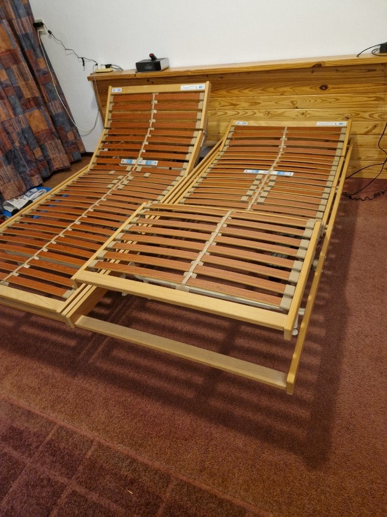 2 lattenbodems 90x200 met onderstel, elektrisch  verstelbaar, Huis en Inrichting, Ophalen, Gebruikt, 90 cm, Tweepersoons