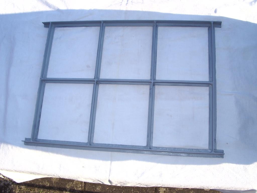 Stalraampje  ca.  50  x  65 cm., Ophalen, Gevelraam of Ruit, Gebruikt, Minder dan 80 cm