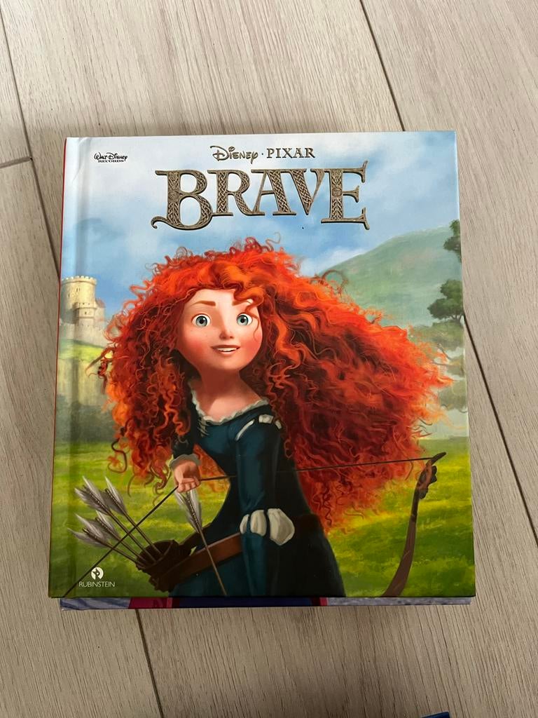 Disney Pixar Brave Boek met CD, Ophalen of Verzenden, Cd, Kind