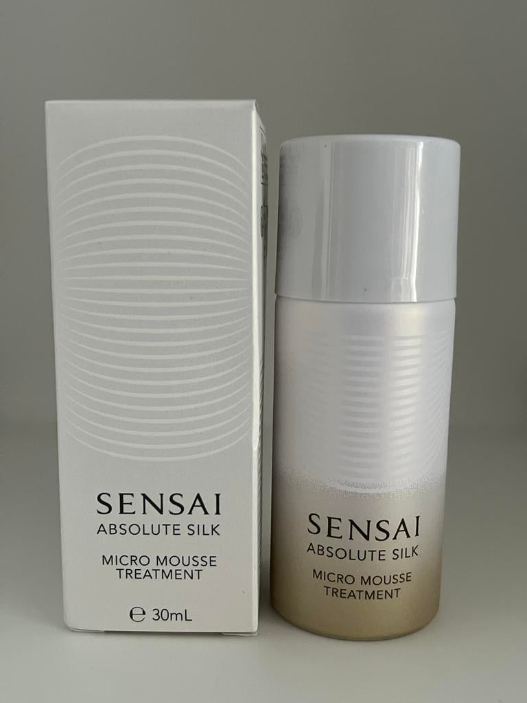 Sensai Absolute Silk Micro Mousse Treatment 30 ml, Ophalen of Verzenden, Nieuw, Gehele gezicht, Verzorging