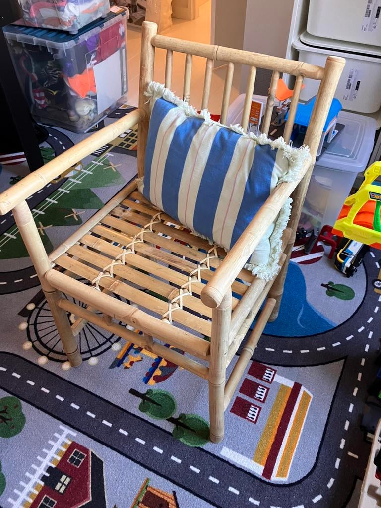 Bamboe stoel, Huis en Inrichting, Stoelen, Ophalen, Zo goed als nieuw, Bruin, Eén