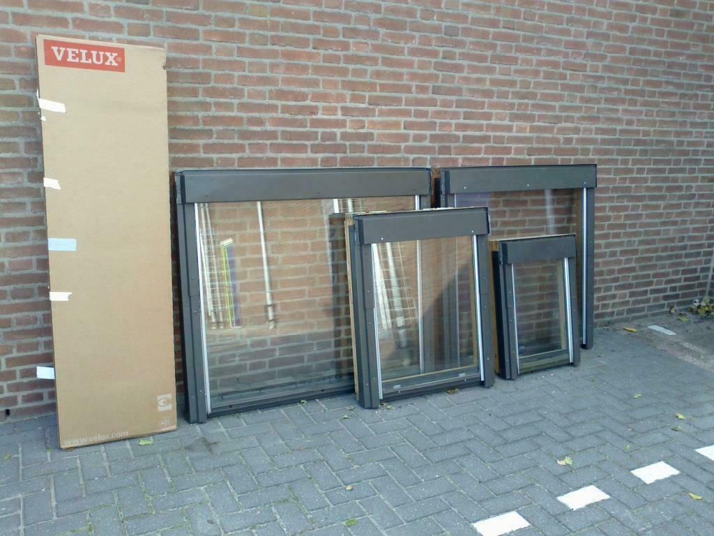 Grote voorraad gebruikte VELUX dakramen., Minder dan 80 cm, Ophalen of Verzenden, Zo goed als nieuw, Dubbelglas