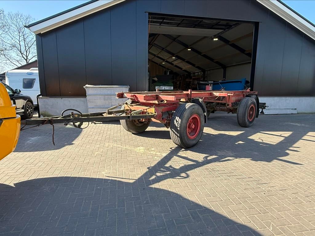 Aanhanger onderstel, Ophalen