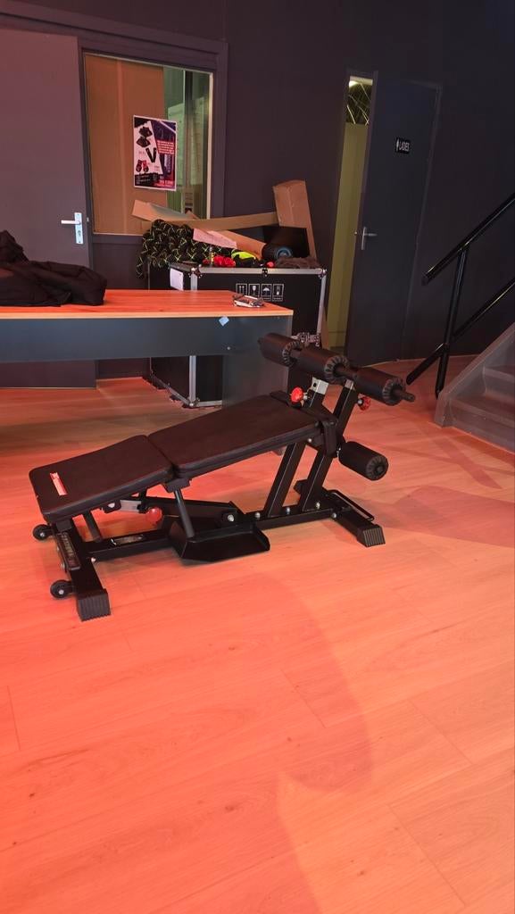 Commercieel buikspier bank, Sport en Fitness, Ophalen of Verzenden