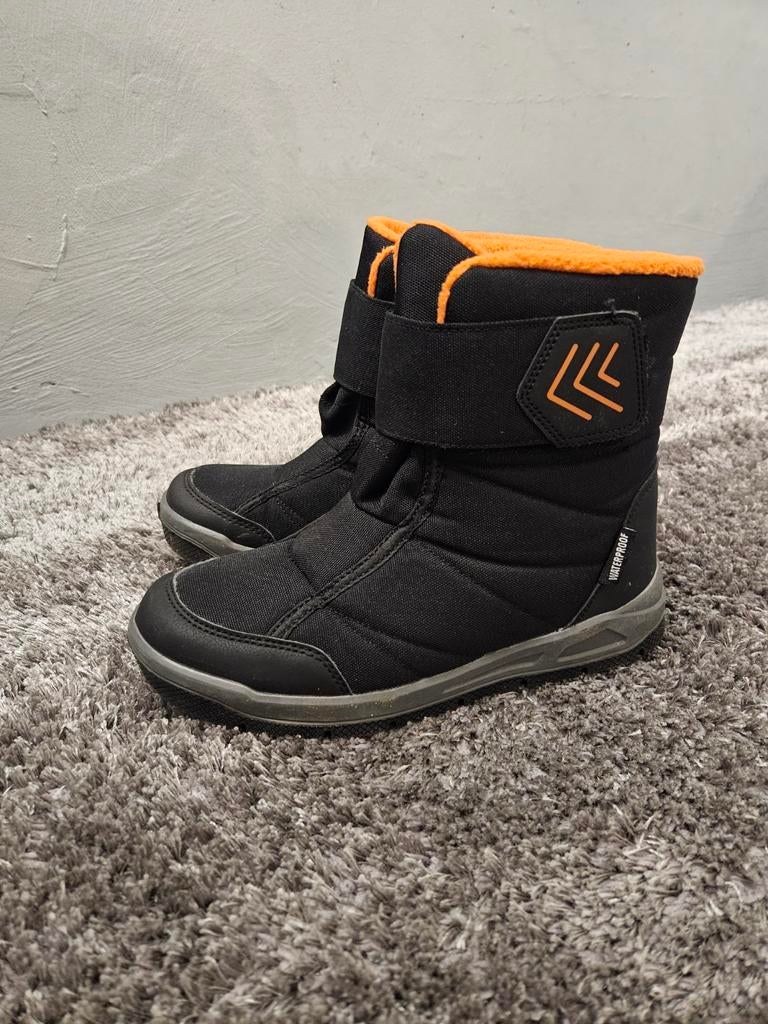 Snowboots maat 35, Kinderen en Baby's, Gebruikt, Jongen of Meisje, Ophalen of Verzenden, Laarzen