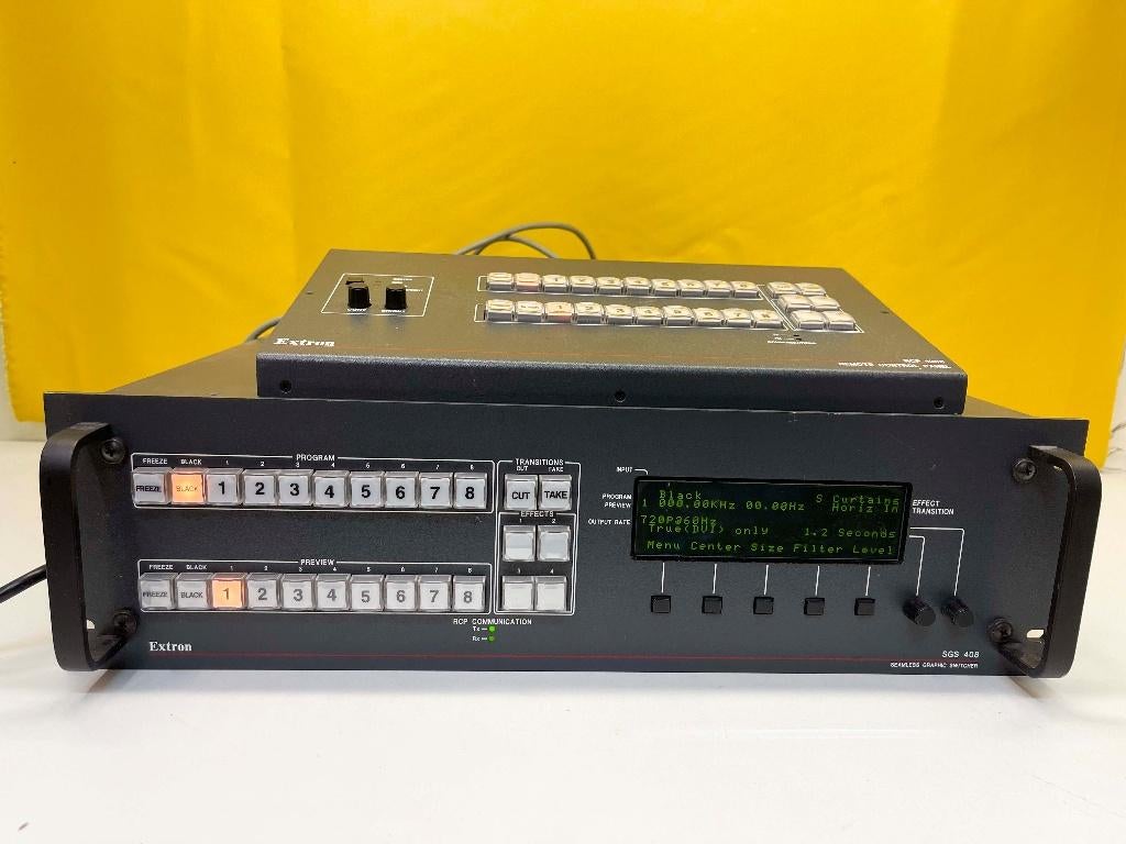 Extron 8Input Component&RGB Graphics Switcher+remote+cable, Ophalen, N, N, Zo goed als nieuw