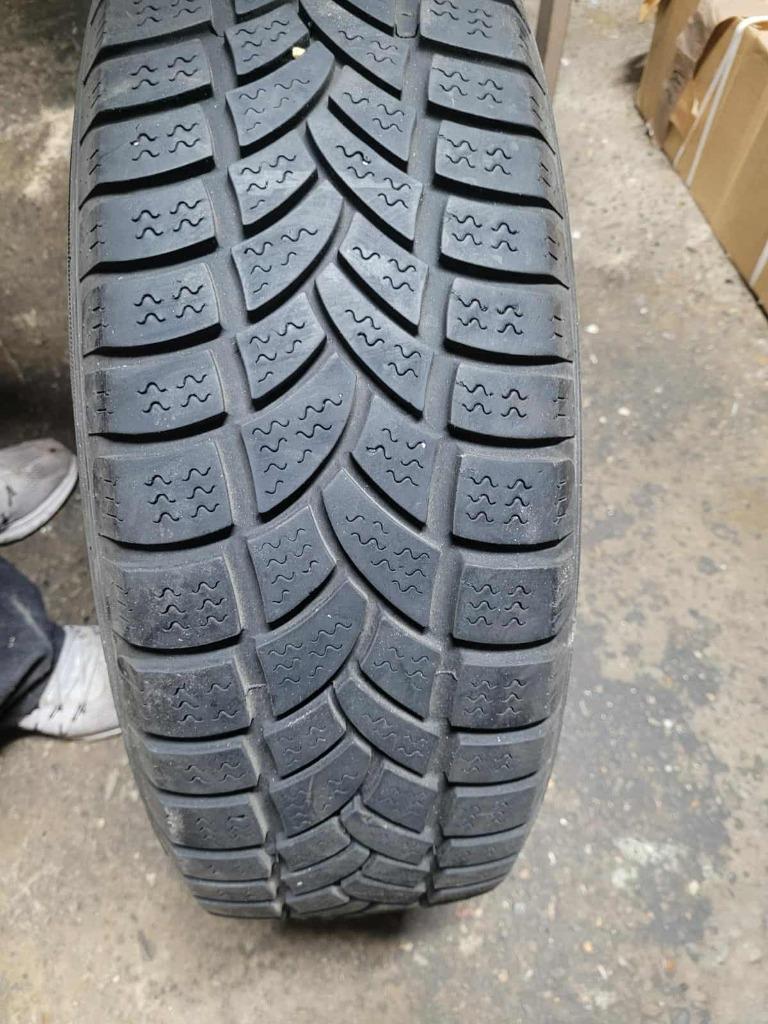Michelin 205/65 R 16c, Ophalen of Verzenden, Zo goed als nieuw