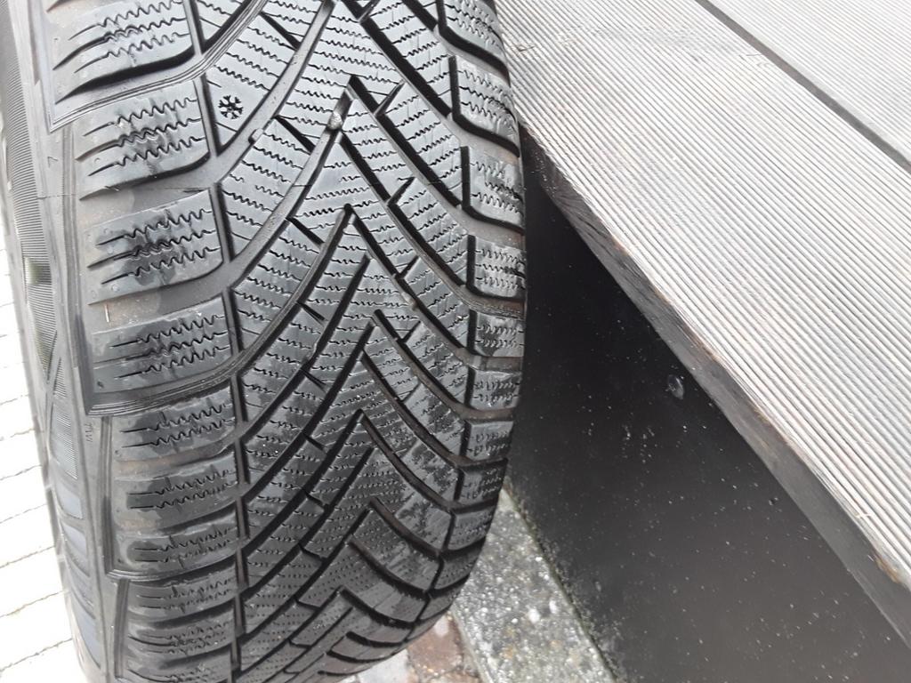 Vredestein 205/60 r16, Auto-onderdelen, Banden en Velgen, Ophalen, Nieuw, Band(en)