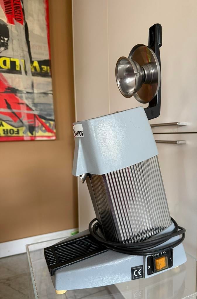 Santos professionele citruspers Type 10 – mist perskegel, Witgoed en Apparatuur, Juicers, Ophalen, Zo goed als nieuw, Citruspers