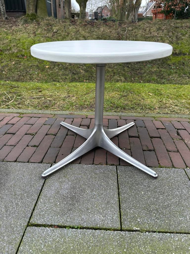 Horst Brüning bijzettafel, Minder dan 55 cm, Gebruikt, Metaal of Aluminium, Rond