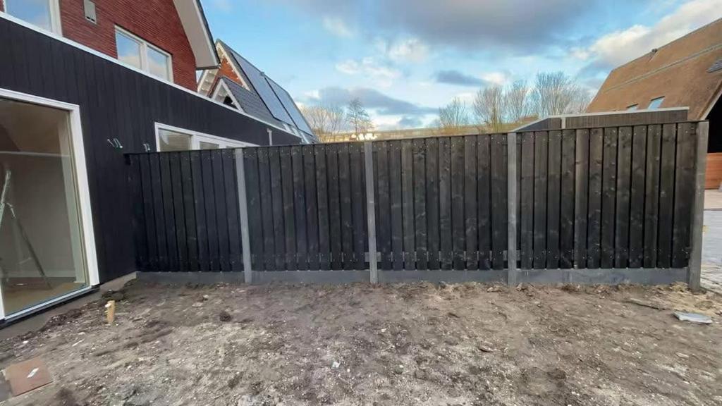 Zwarte tuinscherm | 21 planken | vanaf €125 per meter, Tuin en Terras, Ophalen, Nieuw, Hout, Tuinhek