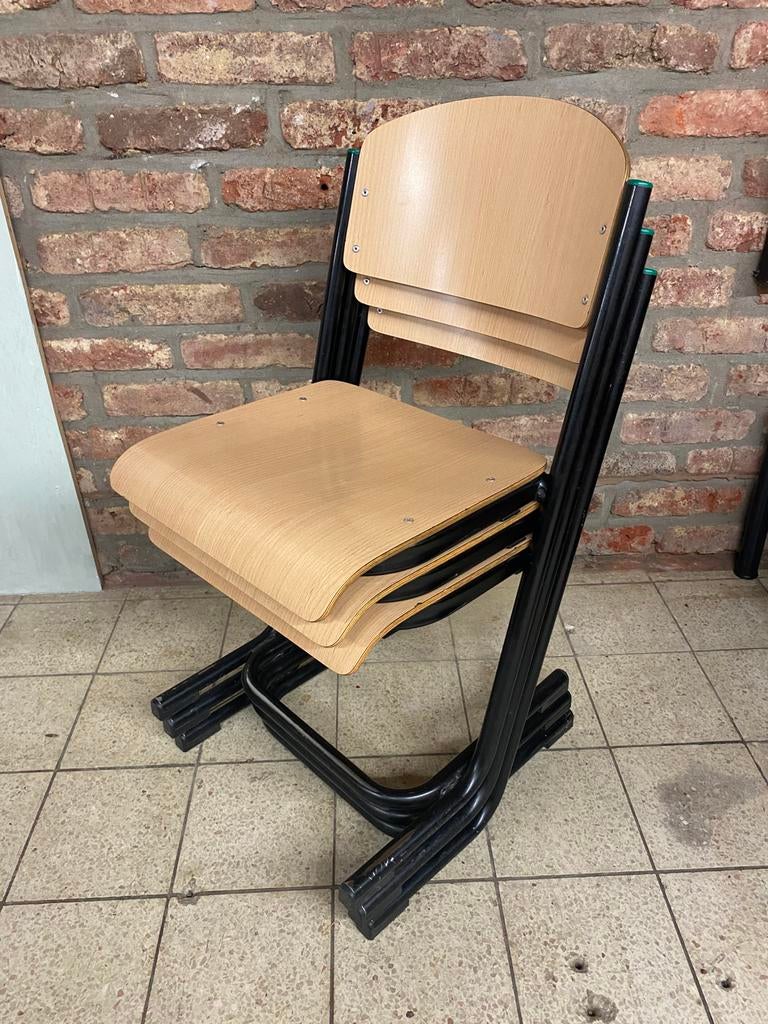 Vintage schoolstoel kantinestoel zithoogte 46cm stapelbaar, Ophalen, Gebruikt