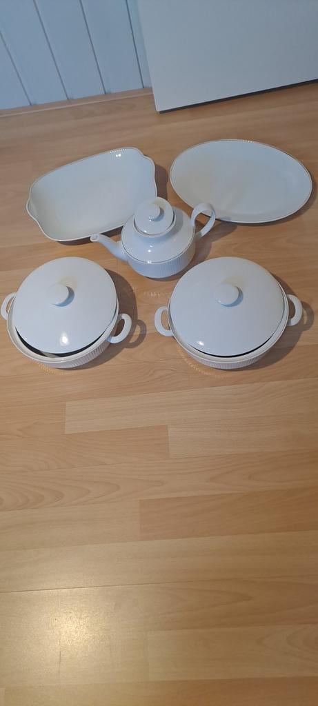 Eschenbach schalen plus theepot, Ophalen of Verzenden