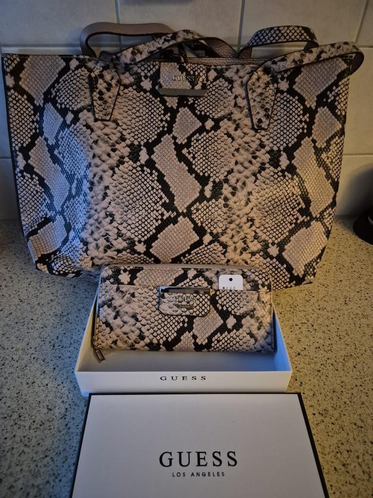 Guess tas en portemonnee setje, Ophalen, Zo goed als nieuw, Roze, Handtas
