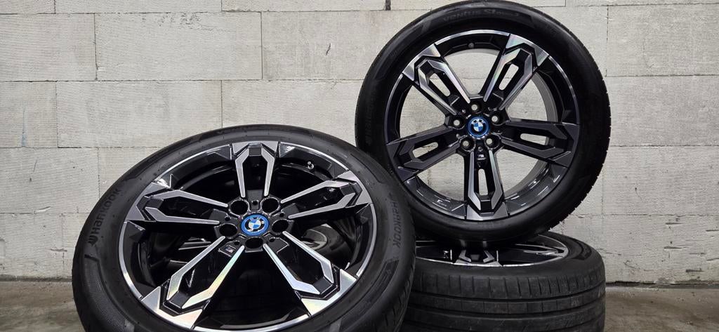 19" BMW 871M iX1 X1 U11 X2 iX2 U10 orig velgen zomerbanden, 19 inch, Banden en Velgen, Ophalen of Verzenden, V