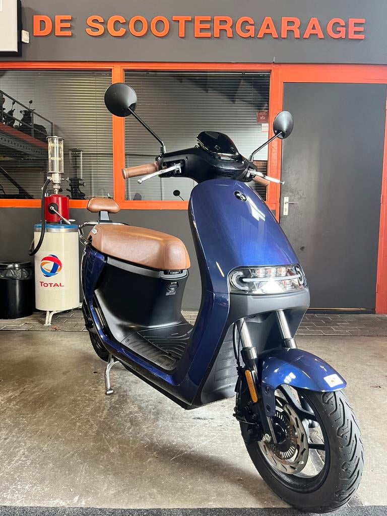 Segway E125s brom 45km elektrische scooter 2023 dubbele accu, Fietsen en Brommers, Scooters | Overige merken, Gebruikt, Maximaal 45 km/u