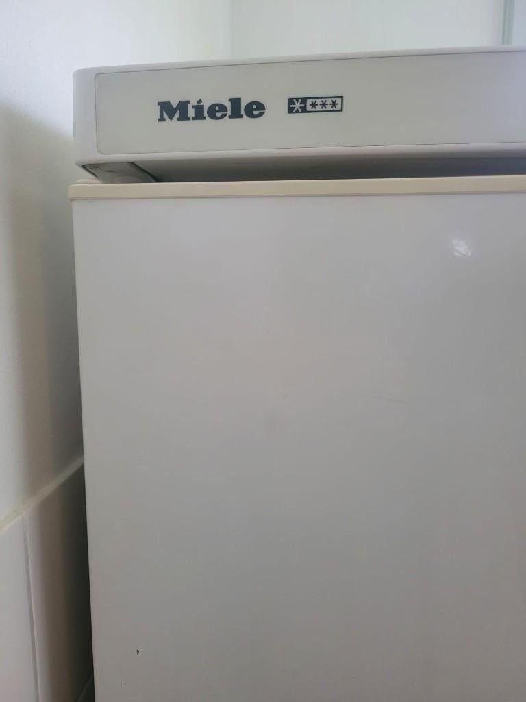 Miele koelkast met vriesvak, Witgoed en Apparatuur, Ophalen, Gebruikt, 200 liter of meer, 160 cm of meer