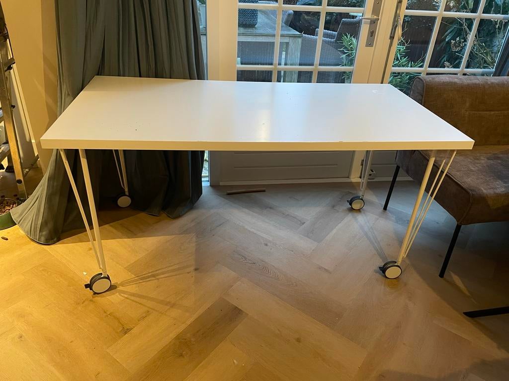 IKEA Tafelblad met poten op wielen (krille), Ophalen, Kunststof, Gebruikt, Tot twee personen